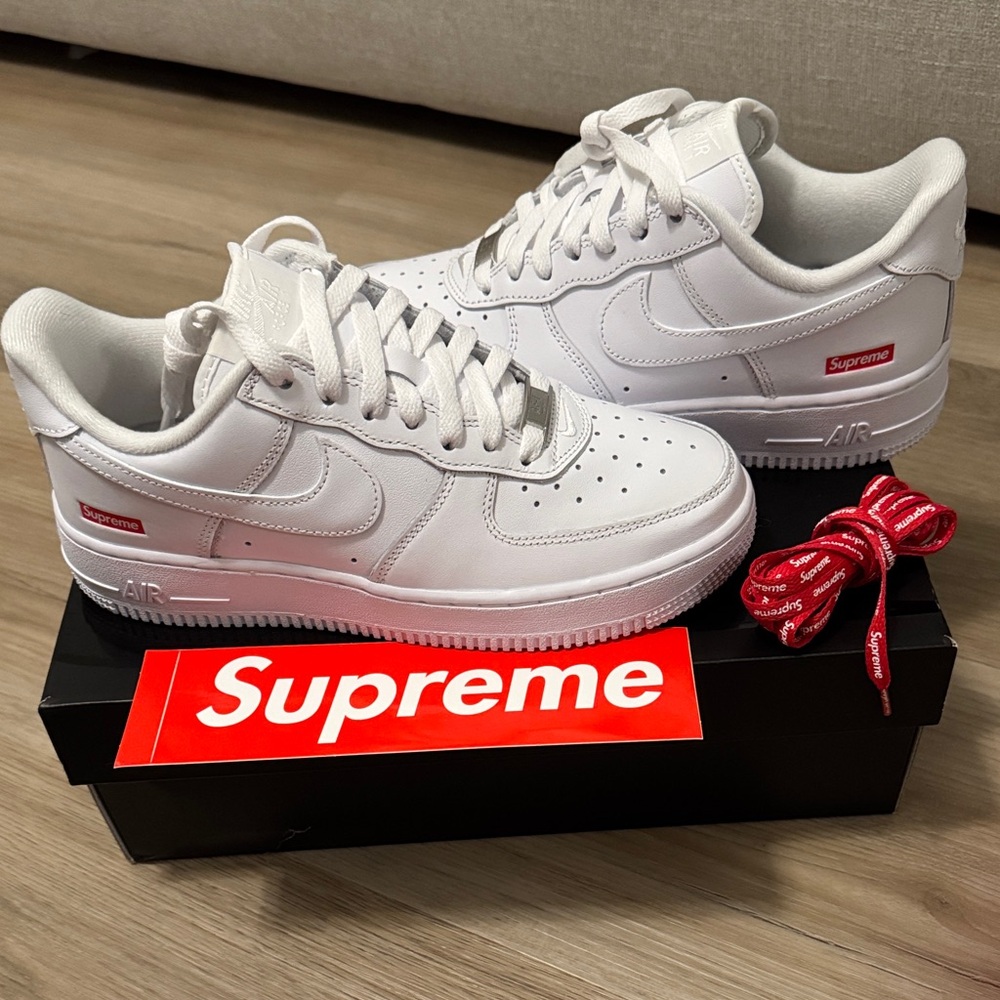 Supreme®/Nike® Air Force 1 Low Box Logo Sneakers Women’s 7.5 / Men’s 6